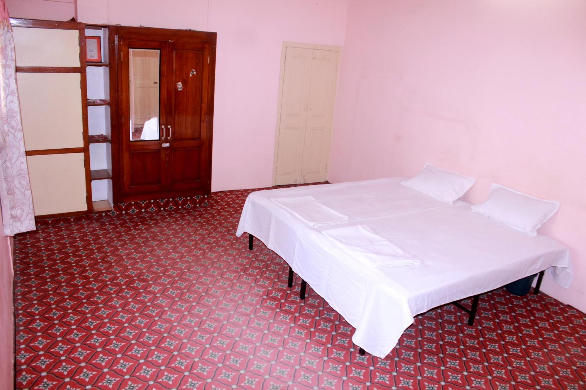 Perfect Homestay Уджайн Екстериор снимка