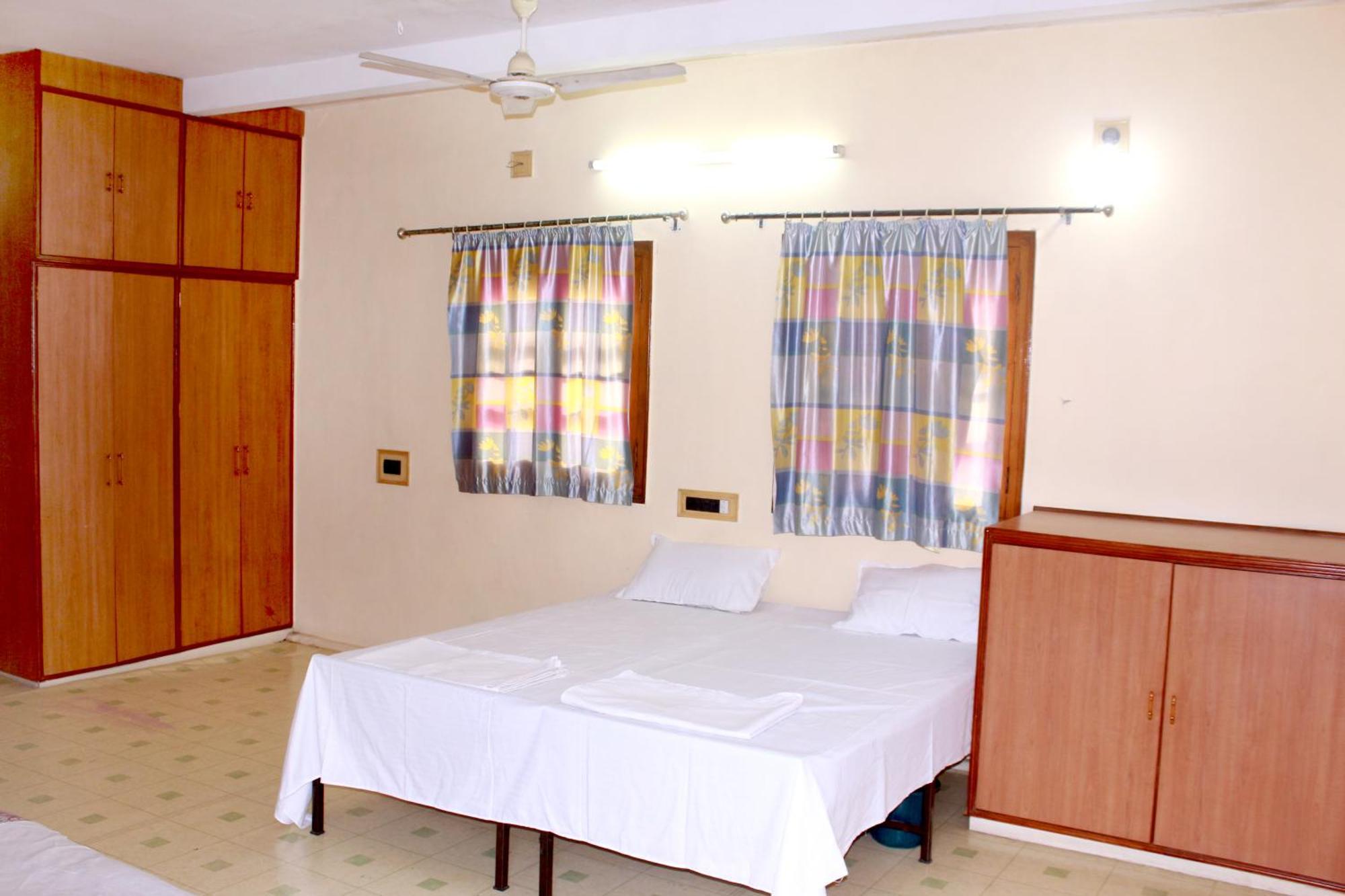 Perfect Homestay Уджайн Екстериор снимка